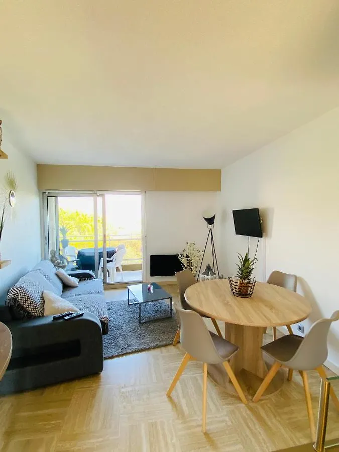 Appartement côte d’Azur Plage - piscine - tennis Villeneuve-Loubet