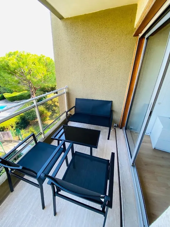 Apartment Appartement Cote D'Azur Plage - Piscine - Tennis Villeneuve-Loubet France
