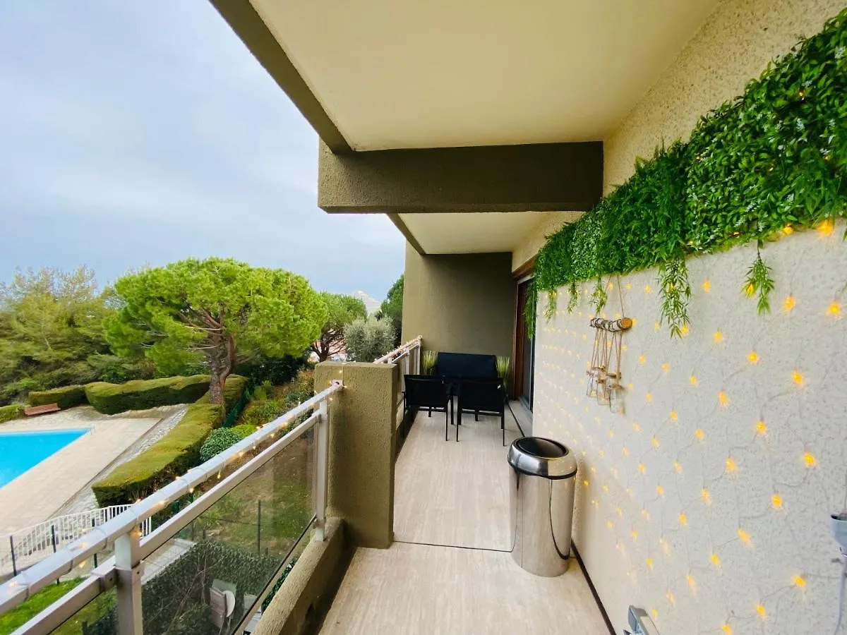 Appartement côte d’Azur Plage - piscine - tennis Villeneuve-Loubet France